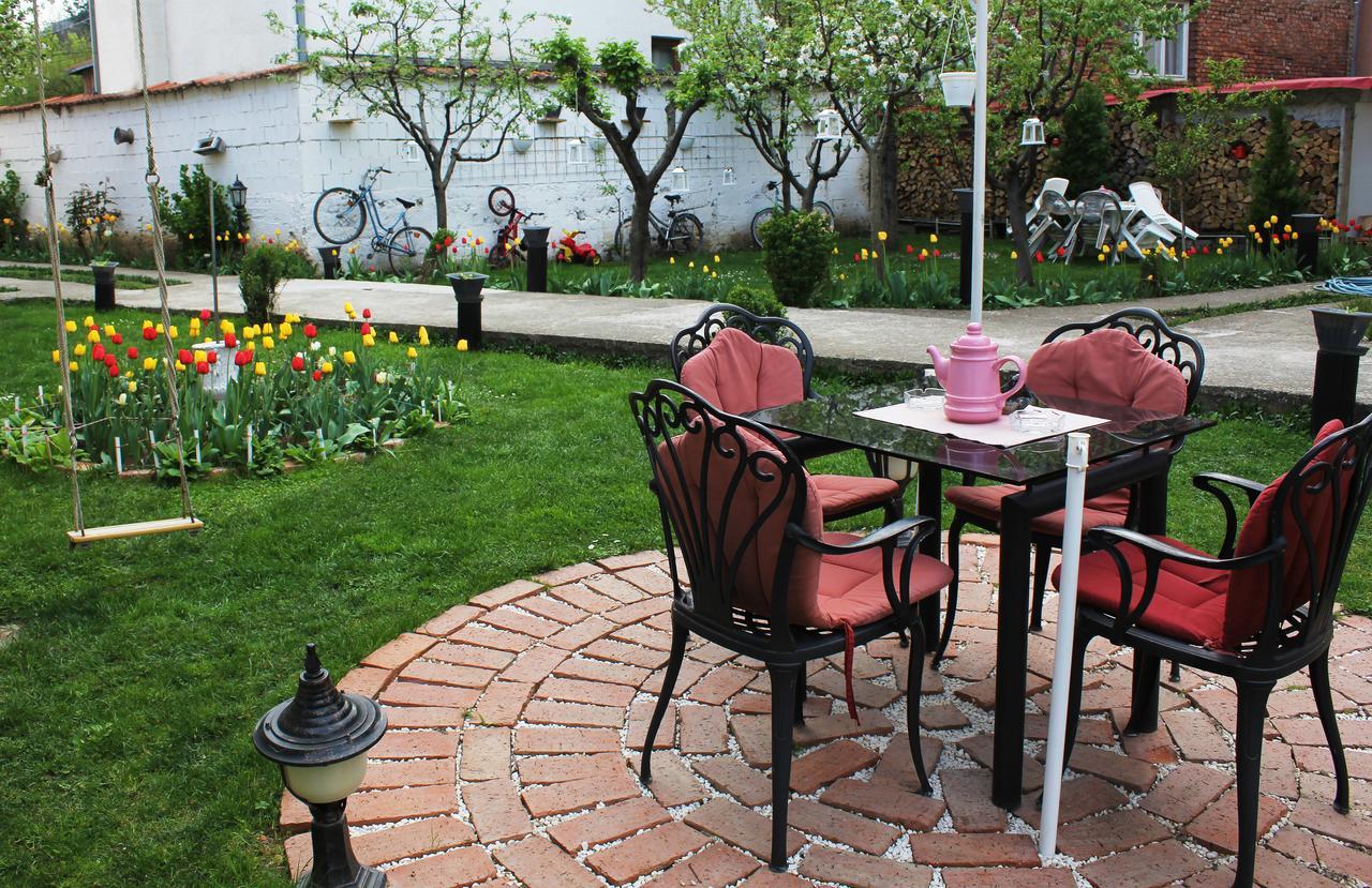 Sarac Hostel Печ Экстерьер фото